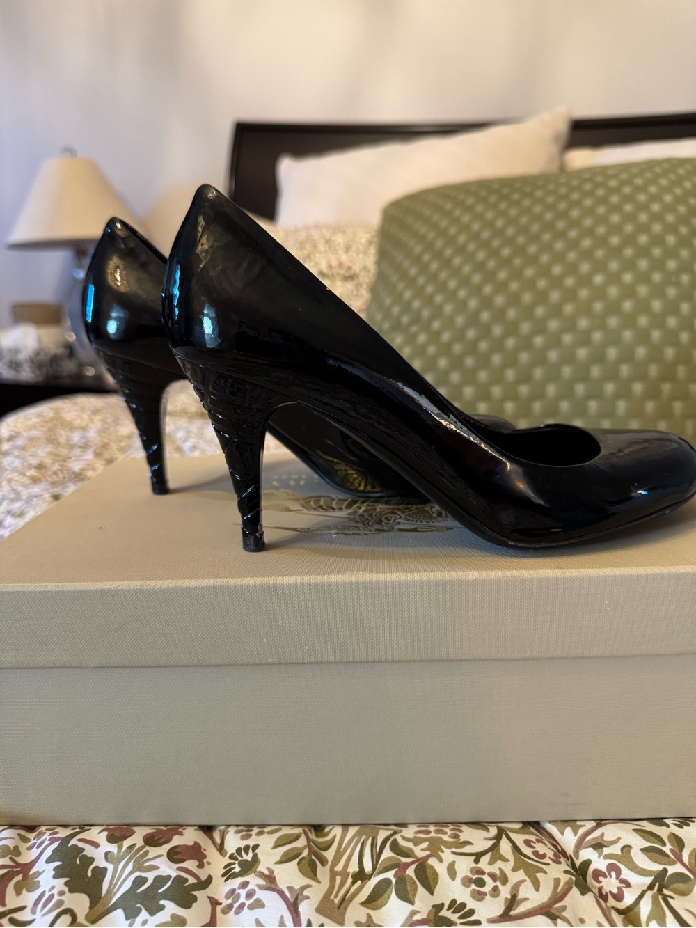 Burberry Black Patent Leather Heel Pumps